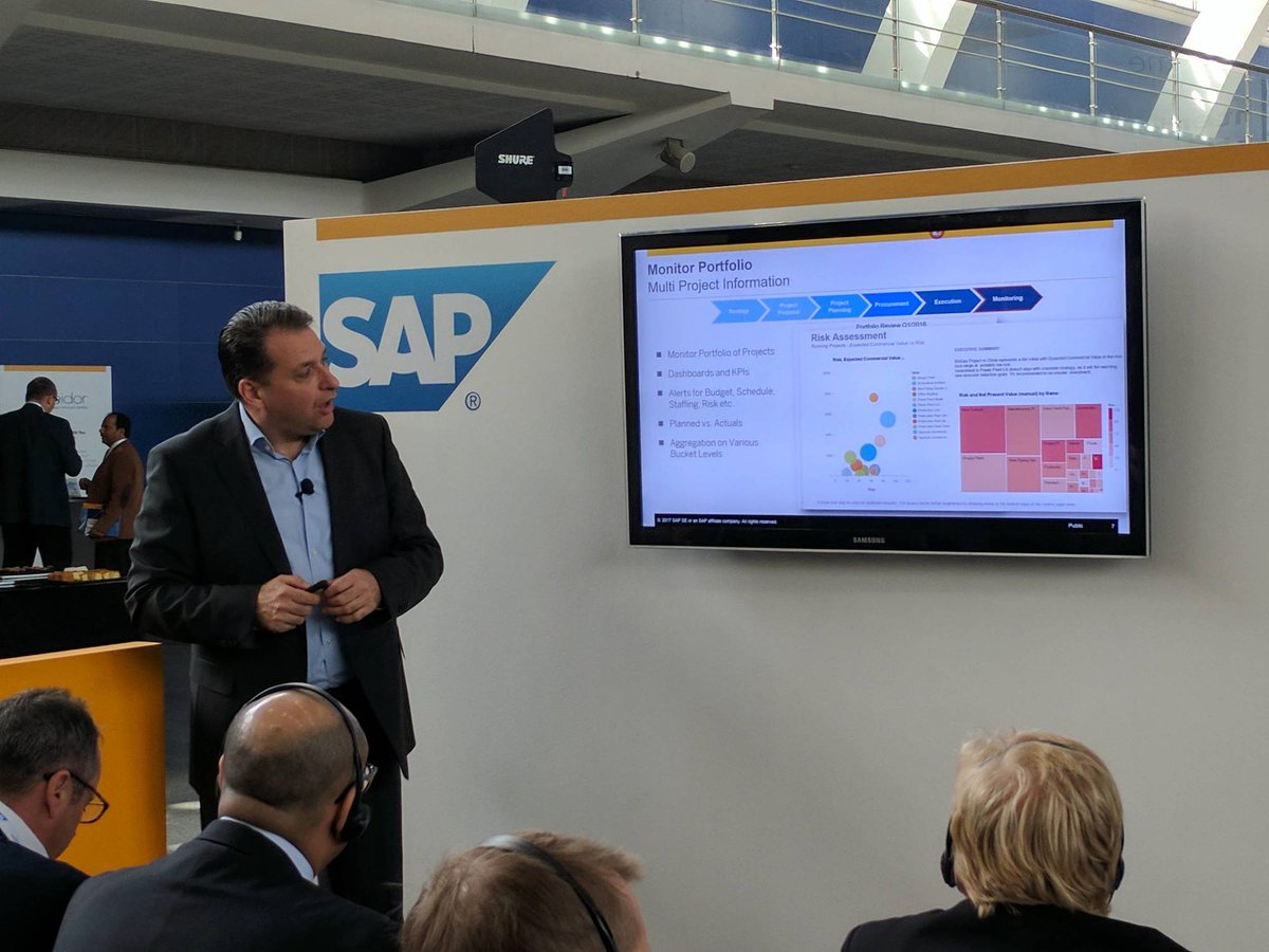 DuncanSAP's tweet photo. the guru @renatozadro showing off my favourite SAP product: #SAPPPM! #saputilities - https://t.co/MHDOheMeF7 https://t.co/IiXyZq9AB4