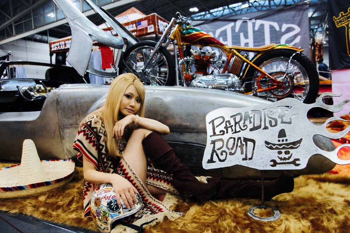 lil_mayu's tweet photo. Ultimatum × LiL Mayu🏜
#ultimatum #paradiseroad #speedandcustomshow #speedandcustomshow2017 #sacs #sacs2017 #locoamigo #lavidalowrider https://t.co/EEIPTmyIbe