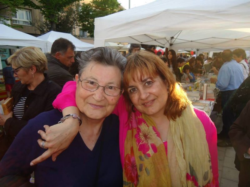 radiorubicat's tweet photo. El llibre “La teixidora de contes” de la rubinenca Anna Terrats es presenta dijous a la biblio https://t.co/ndfkcKFQ8n #rubicity @GraciPrez https://t.co/Ws3OkNMxcI