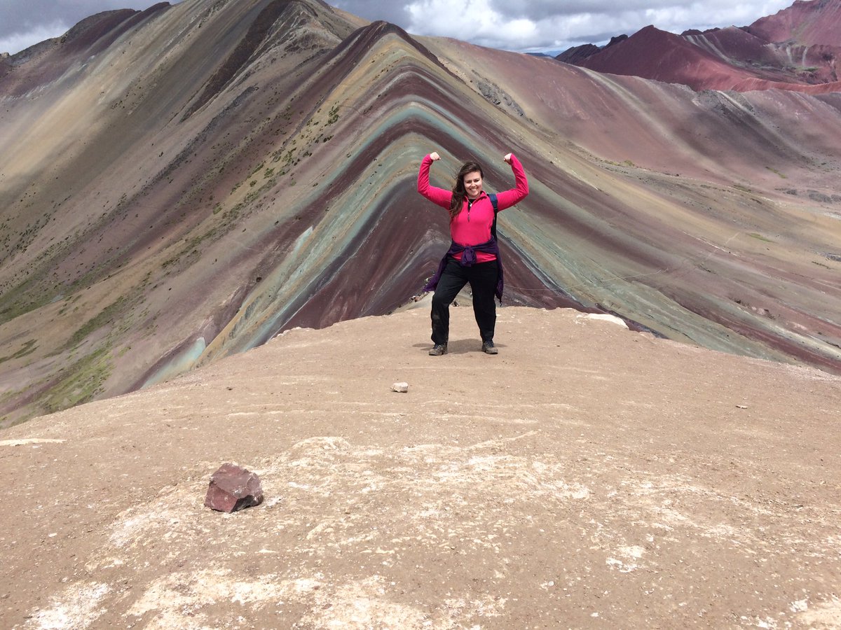 kerri_berri27's tweet photo. The most emotional and breathtaking achievement yesterday. 🌈⛰#rainbowmountain #cusco #peru #5200m #nounicornsthough https://t.co/II028o05On