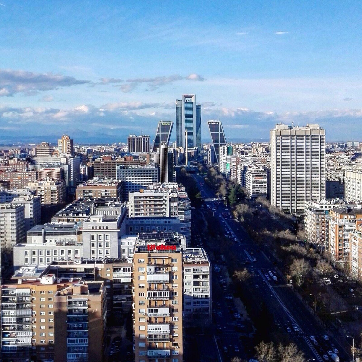 EDEUFormacion's tweet photo. Estas son las vistas desde nuestro aula de clases presenciales. ¿No es espectacular?
#formación #vistasMadrid #skylineMadrid #EDEU https://t.co/5bR5VXOlsa