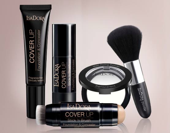 IsaDoraIreland's tweet photo. Essentials for the perfect base! #goflawless ✨🌟 https://t.co/RBc9h37CRu