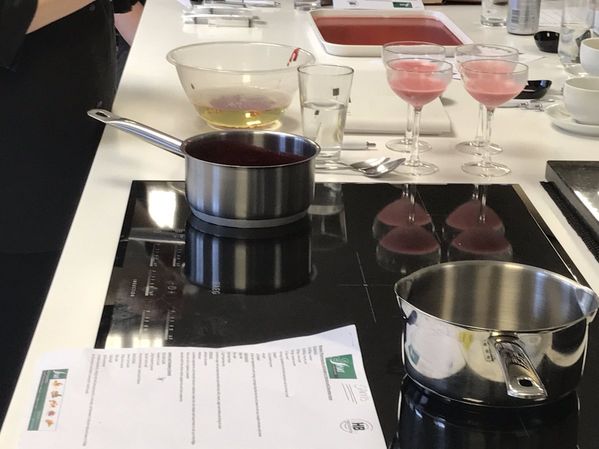 HBIngredients's tweet photo. Fruit caviars in full swing with @EliteFoods_ @SamanthaRain21 https://t.co/scqO4hCtso