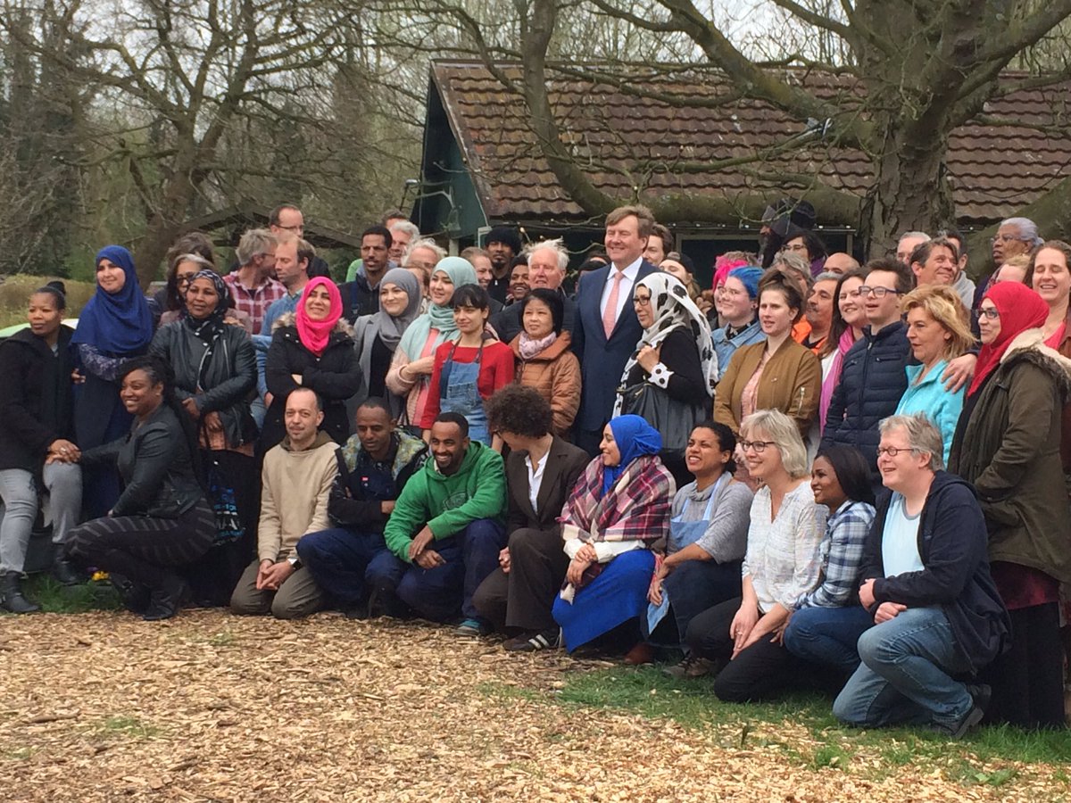 Mooie baan heb ik toch! Met de Koning op bezoek bij <a href="/talentfabriek/">talentfabriek010</a>, dat mensen een (werk)plek geeft voor een sterkere toekomst. @OranjeFonds