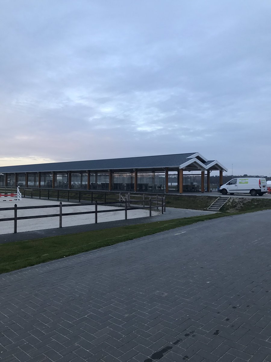 NexusCleaning's tweet photo. Onze klant heeft een mooie uitbreiding gemaakt welke wij periodiek met de telewas mogen schoonmaken. #glazenwasser #venray https://t.co/pixJygqf6e