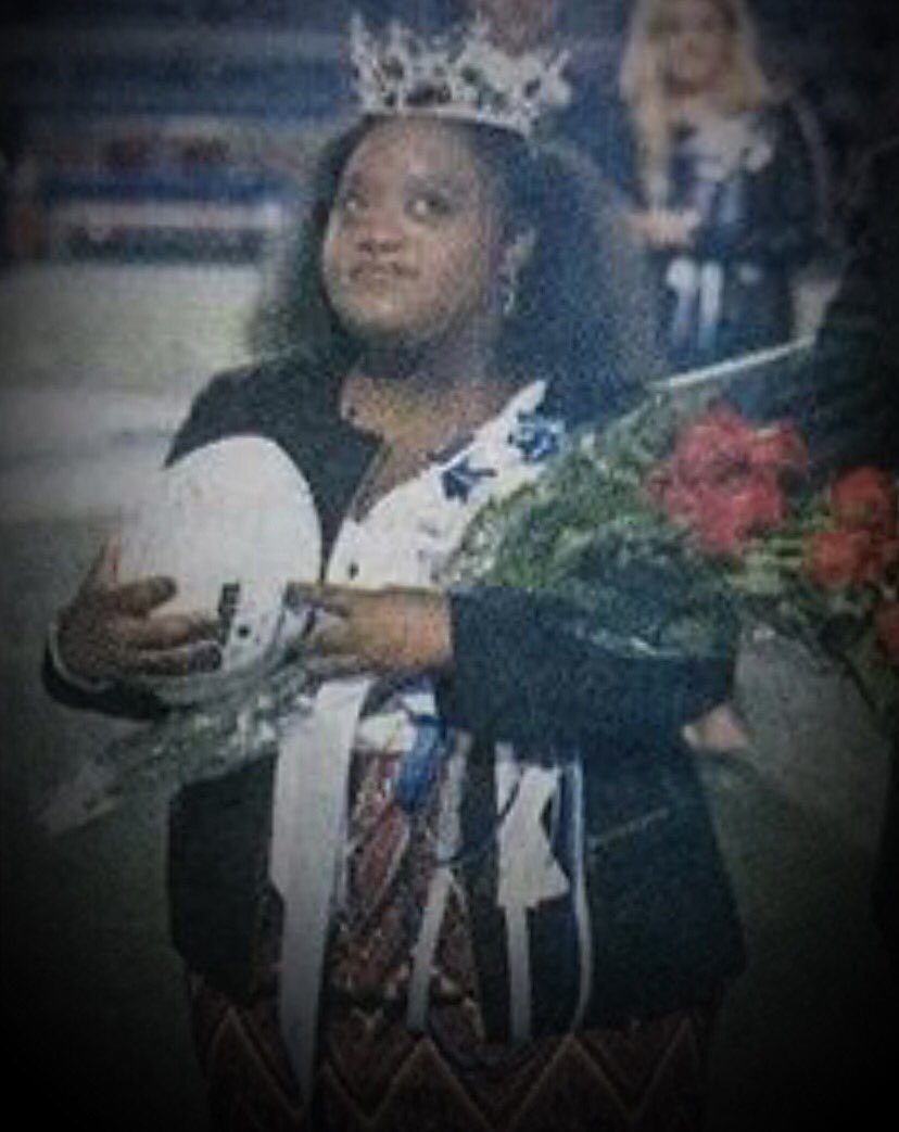 Happy Birthday to our beautiful queen!  We love you Ebony Day!!! 