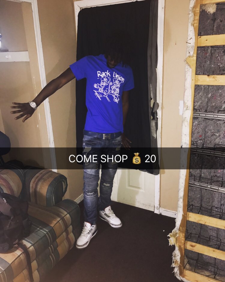 FlyoneAmbitions's tweet photo. PLACE YOUR ODER FOR THE BLUE 📘🏧🔵 RACK UNION ASAP , DM OR TXT ME 📲 #RackUnion™👲🏾🎒💸 #NewWave🌊 #ComeShop💰 https://t.co/jl6L6OMt1P