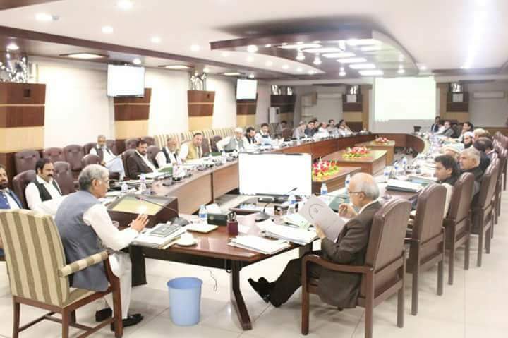 _NayaPakistan's tweet photo. PTIofficial RT PTIPeshawar: وزیراعلیٰ خیبر پختونخوا پرویز خٹک کی زیر صدارت صوبائی کابینہ کا اجلاس۔
#KPKUpdates #KP… https://t.co/vnI0LgC1zB