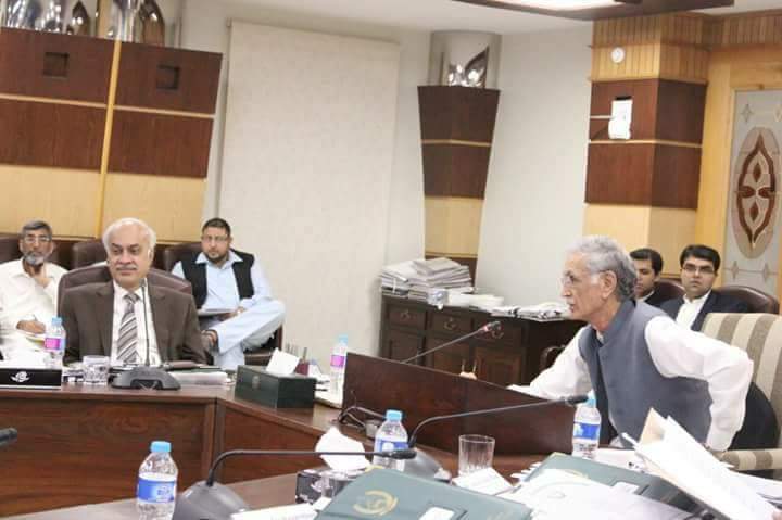 _NayaPakistan's tweet photo. PTIofficial RT PTIPeshawar: وزیراعلیٰ خیبر پختونخوا پرویز خٹک کی زیر صدارت صوبائی کابینہ کا اجلاس۔
#KPKUpdates #KP… https://t.co/vnI0LgC1zB