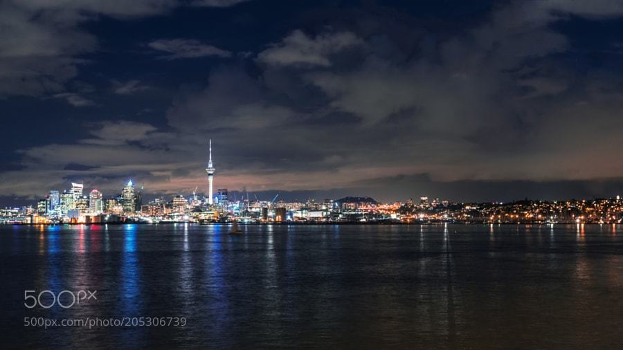 320dpi's tweet photo. Auckland night par lrw1013 https://t.co/oCrWzELG5P via #photo #landscape #amazing https://t.co/fOMDdDhQNb