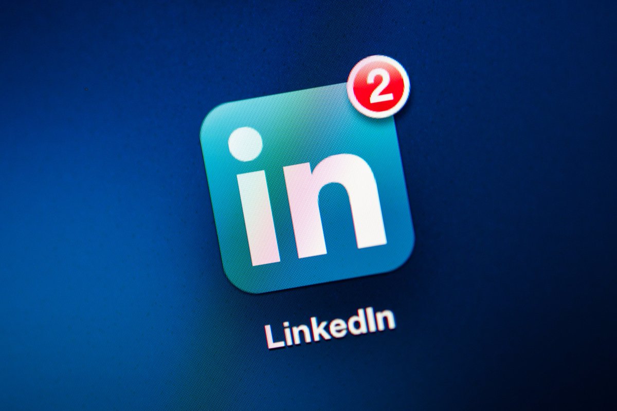 DMfagforening's tweet photo. Mest læste historie i ugens nyhedsbrev @magistrene: 4 råd, der øger dit udbytte på LinkedIn #dkjob #jobdk #arbejde https://t.co/MIqqE9Ms3l https://t.co/HdM7fPvNLY