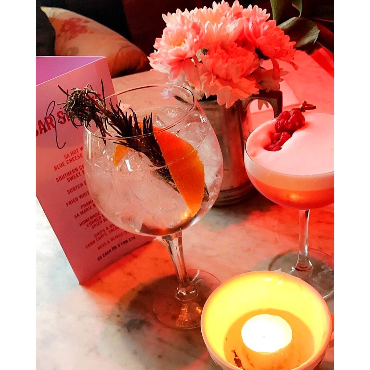 RitasBelfast's tweet photo. Pretty drinks in #RitasDen ππΈ
πΈ | you.pretty.little.thing
#OpenFrom5pm #GinGinGin #RitasBelfast #BelfastBars #RitasBoys https://t.co/jBgfu8lmu6