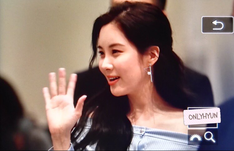 [PIC][29-03-2017]SeoHyun tham dự sự kiện ra mắt BST Thu - Đông của thương hiệu "THE STUDIO K" trong khuôn khổ "2017 S/S HERA Seoul Fashion Week" vào tối nay C8FZLjEVUAEvoqZ