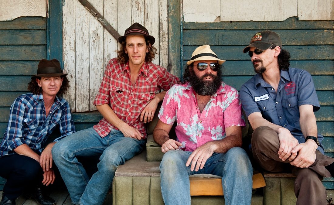 TennesseeShines's tweet photo. #TennesseeShines 7pm. @jigandreelpub feat. @ianthomasmusic 

Tickets : https://t.co/mjImFiNuqb
#RealLiveMusic #ShineOn 
@WDVX https://t.co/8zewHwN42K
