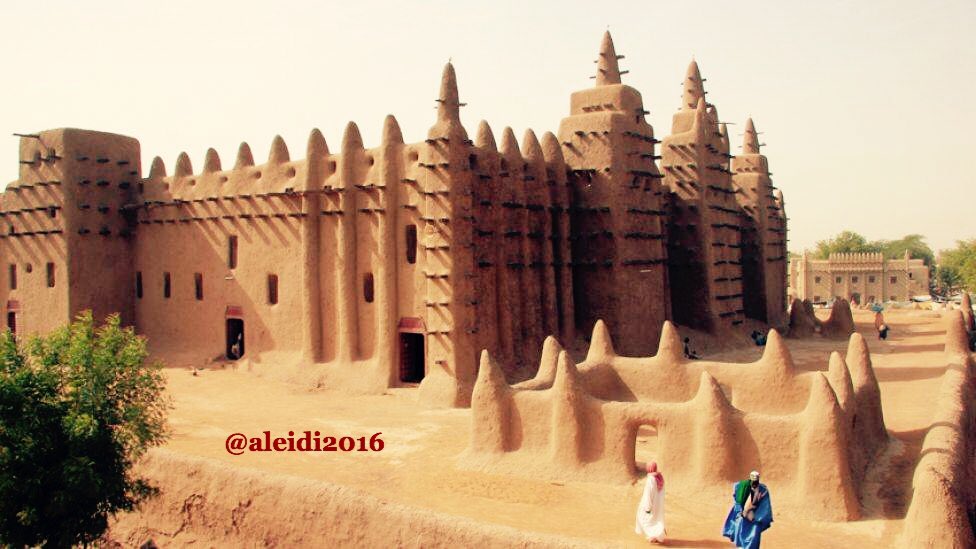 aleidi2016's tweet photo. معلومة☘:
ذكرهاابن خلدون في مقدمته:
لماذا المدن والأمصار بغرب أفريقية والمغرب قليلة ؟!.
تأملوا إجابته👇. https://t.co/zlfvVvoIkg