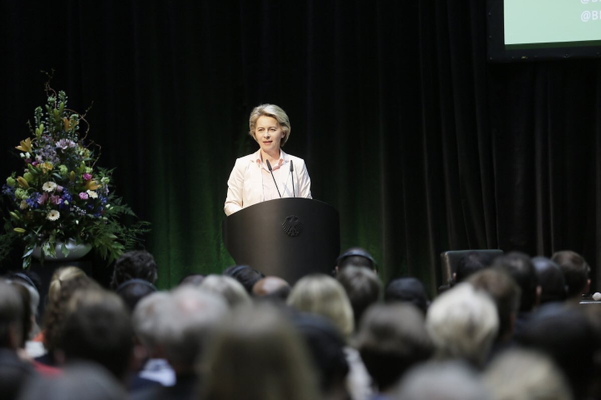 High-level conference on security, peace + development in Africa organized by <a href="/BMZ_Bund/">Bundesentwicklungsministerium</a> and <a href="/BMVg_Afrika/">BMVg_Afrika</a> underway in Berlin. #DevSecAfrica