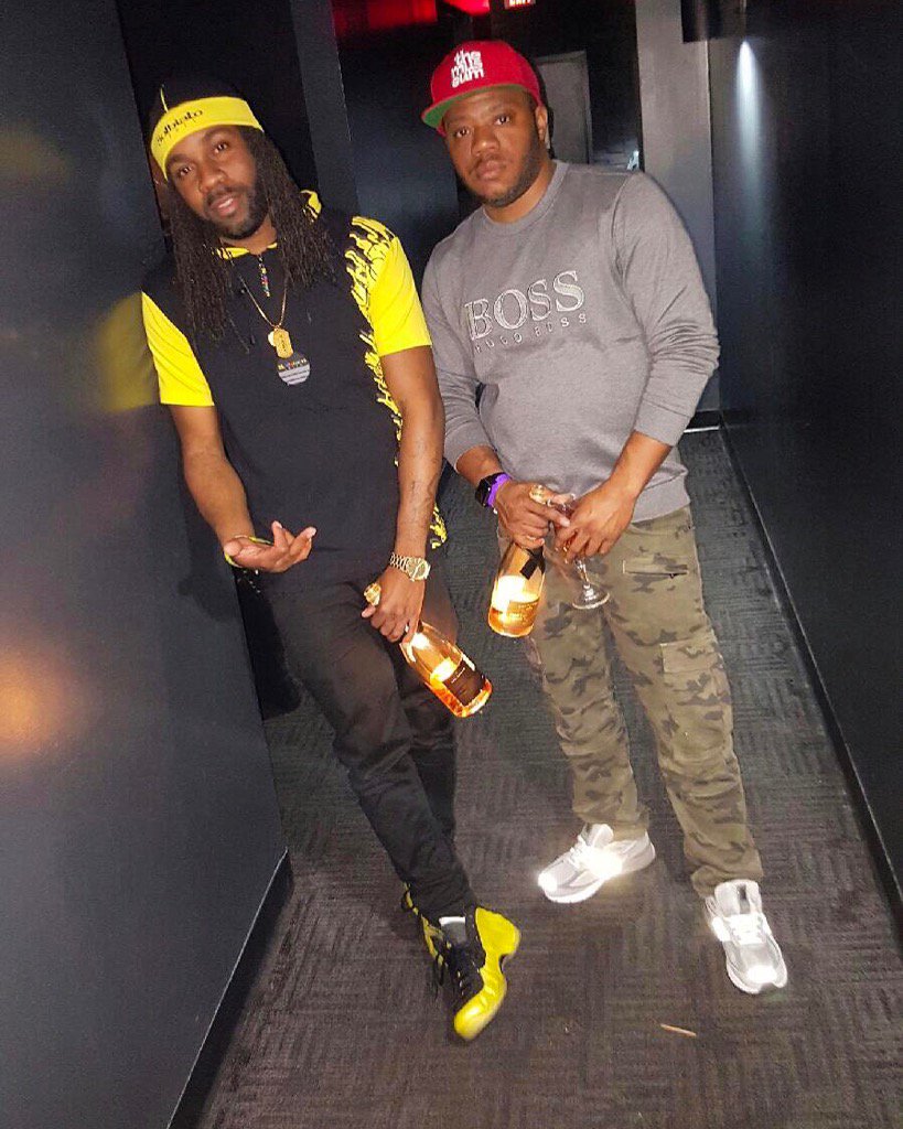 ShortBossMan's tweet photo. I'm just stunting on my EX bitch.... https://t.co/ynhMAkgdYy