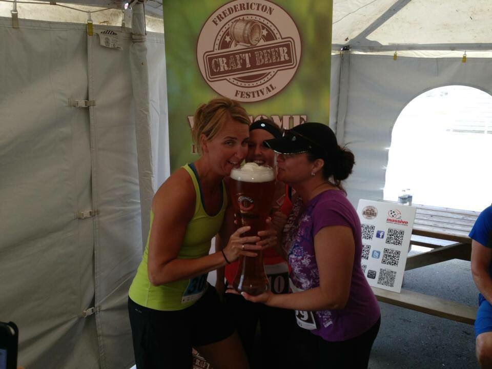 nbbeerrun's tweet photo. Enjoying those @YFCBurgerBattle #burgers ? Make sure you are training for #FredBeerRun on #NBDay to stay healthy :) #beer #burgers #running https://t.co/wXXNRpasIy