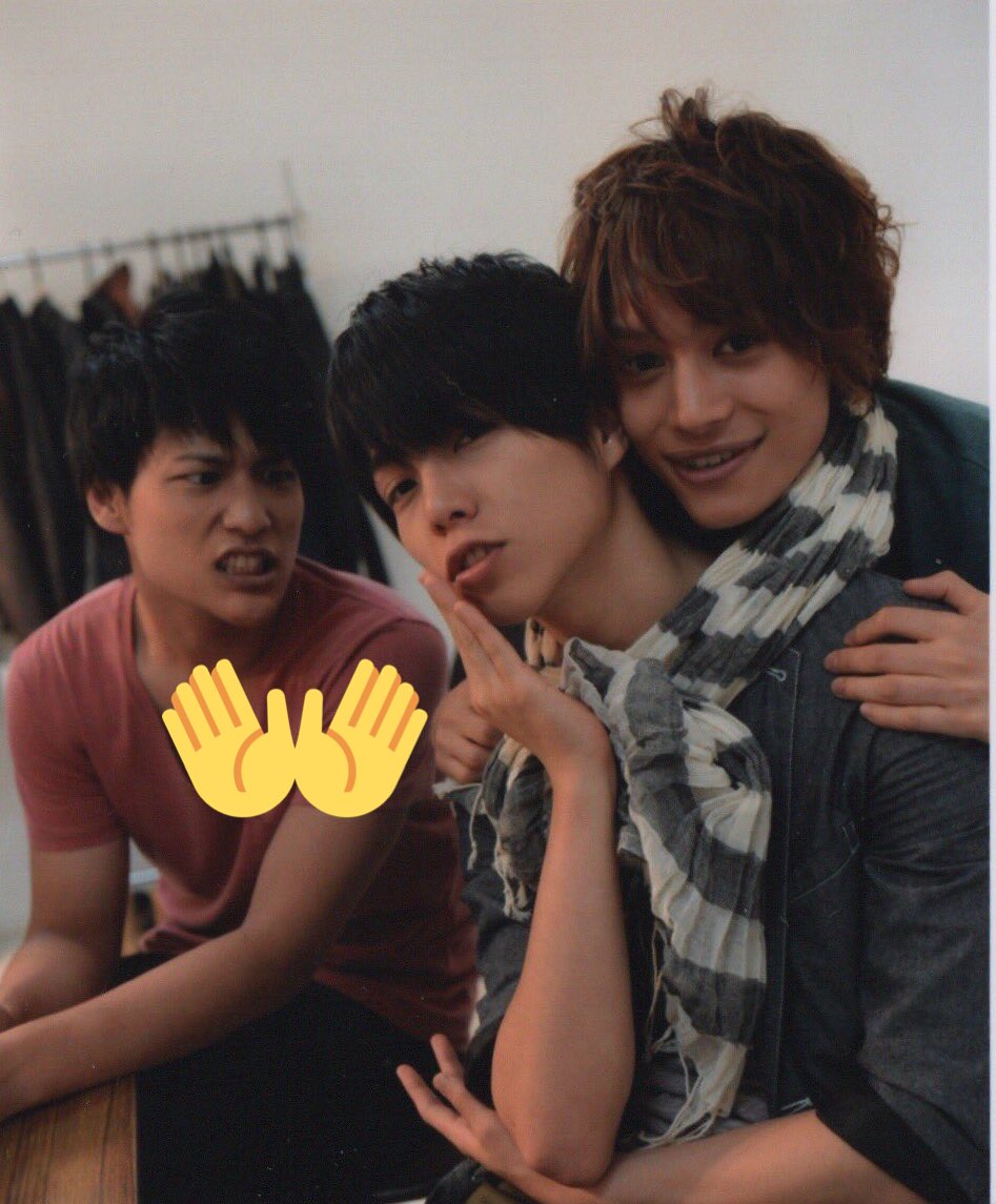 cracker_fish2's tweet photo. ちょっとずつ垢移行してまする。
通知が来なくなったんよ←

柔らかい名前になってるよ。
みんな水分必要とか言うから...

【@jw_to_fu0826 】 https://t.co/nYroGzirRW