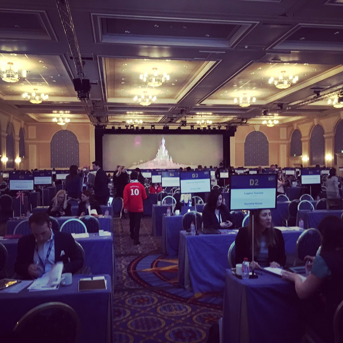 Let the networking commence!  @mi_forums #MIFDisneylandParis #eventprofs #freelance