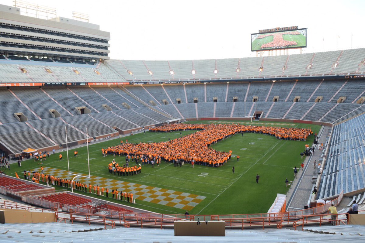 The Power T is all filled in, and we're ready to break the world record live on the <a href="/TODAYshow/">TODAY</a>! #rokerthon