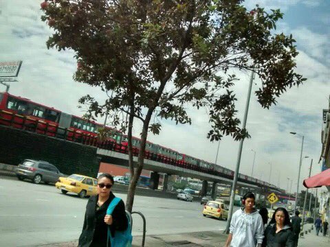 Hace mucho no salía a la calle y me encuentro con que Bogotá ya tiene metro! 🙏🏼 Gracias Dios!