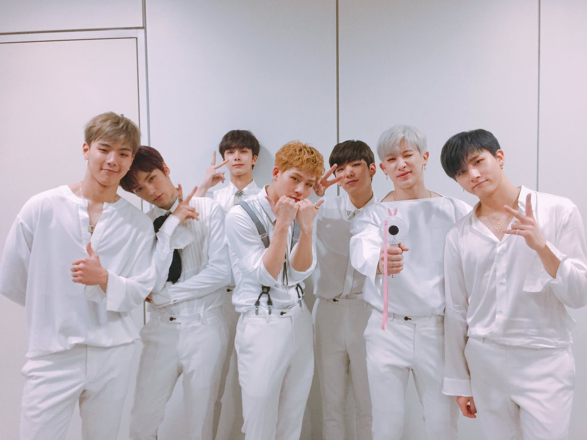 hyungwons_'s tweet photo. guys, how about we trend #SmileMONSTAX and #WithMONSTAX + words of encouragement while we stream and vote on music shows? 💕 for the boys!! https://t.co/GuQ1iFdWSI
