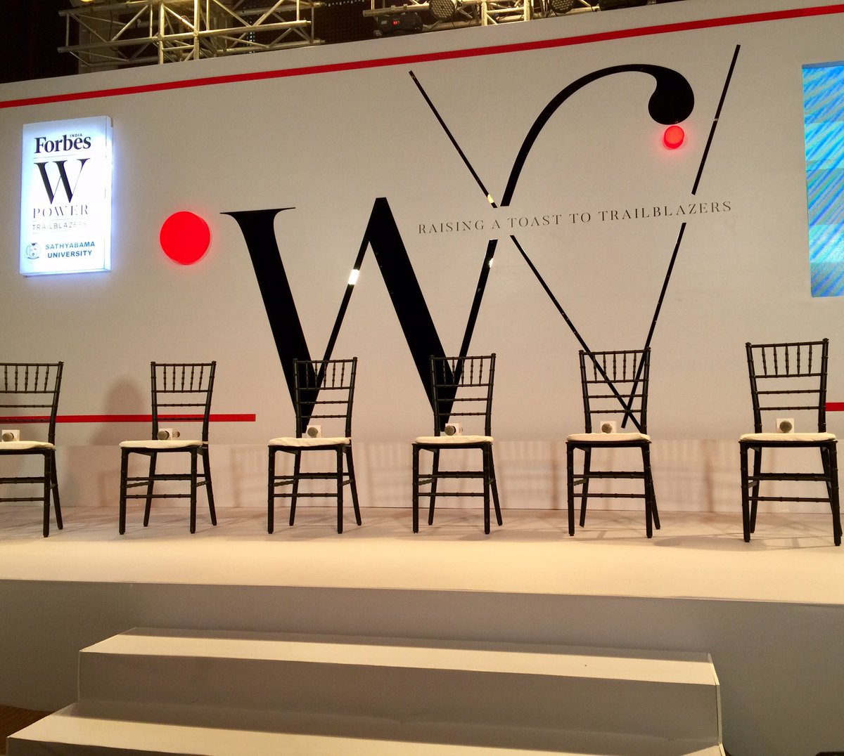 anjand30's tweet photo. #WPower #beginningsoon @forbes_india @ForbesIndia #womenoforbes #CelebratingWomen https://t.co/STZ7jrXiUC