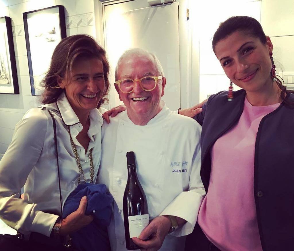LaNaveEtnaWines's tweet photo. Juan Mari Arzak a great man and one of the #bestchef in the world! 🍷☀⭐️#michelinstar #sansebastian #millesulmare https://t.co/vLGxm1pAqL
