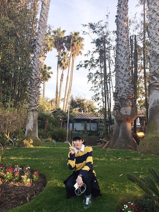 NCT_ITALIA_'s tweet photo. [VYRL UPDATE] Scatti durante la sosta a L.A. con #WINWIN 
#kconmexico2017 https://t.co/cGrOop9l3k