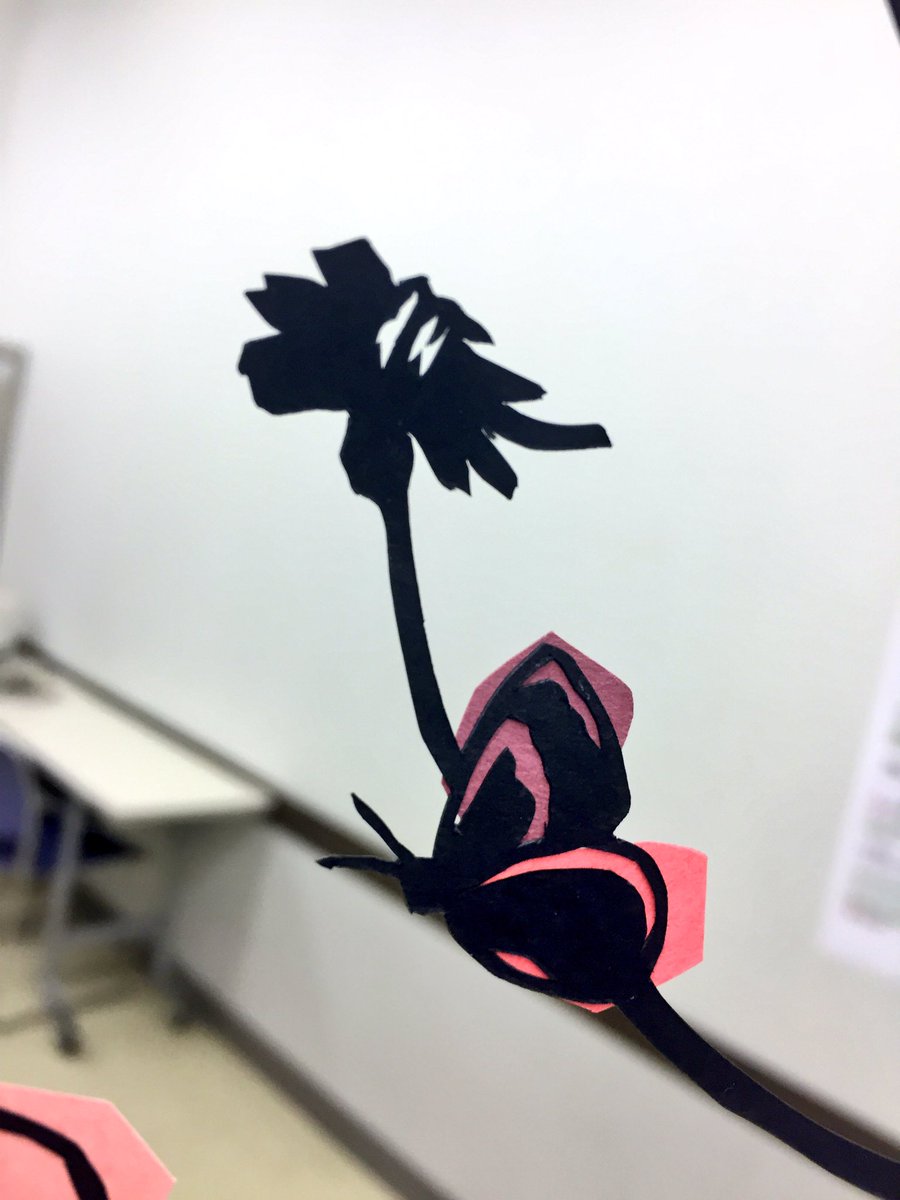 切り絵作家 草太 今日の切り絵 蝶 フリーハンド いろ紙使用 フリーハンド切り絵 チョウチョ