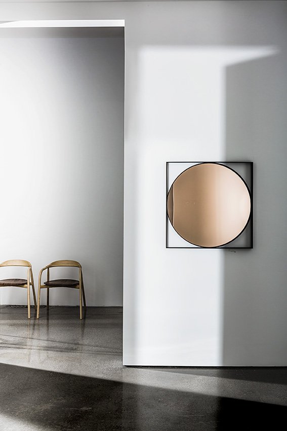 InteriorDesign's tweet photo. #DailyProductPick @LEPEREinc's Visual Mirror is available as a floor, hanging or freestanding piece: https://t.co/qCfF9vuD5q https://t.co/dC7G5ukpe2