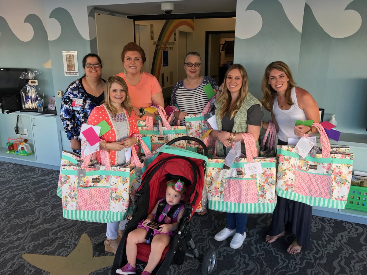 Our founder <a href="/skaggsamy/">Amy Skaggs</a> &amp; the Real Housewives of <a href="/MatildaJaneGals/">Matilda Jane</a>, delivered totes of encouragement to #NICU moms <a href="/texashealth/">TexasHealthResources</a> Plano &amp; Allen