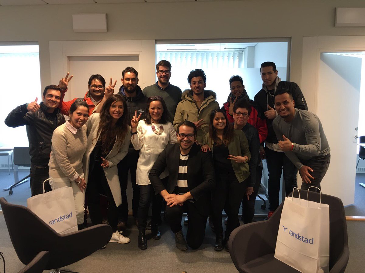 WeLinkSweden's tweet photo. Lots of energy & insights when our #EntryHub partners Randstad & Antenn met newly arrived talents @CitiesMigration https://t.co/WiUIEzUwTc