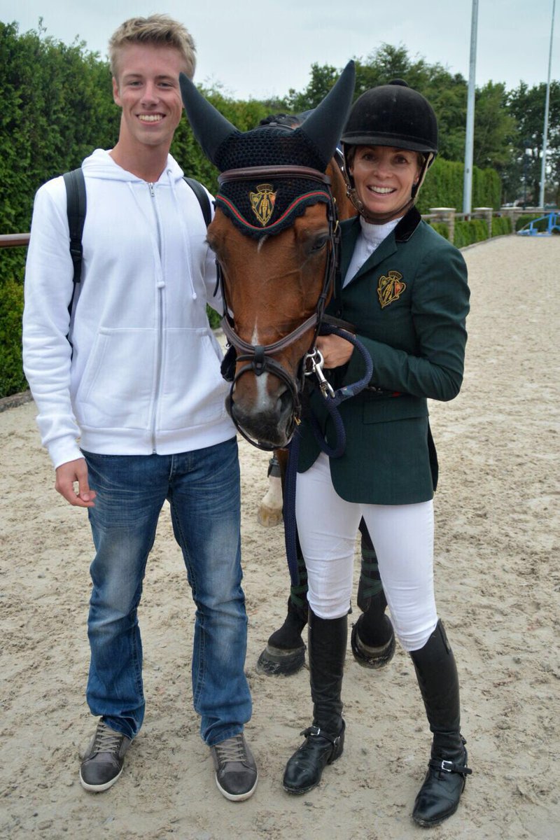 PSchroeder98's tweet photo. @EdwinaAlexander a very happy birthday to you!! Lots of health, success and all the very best! Enjoy your day and have a good one 😘☺️ https://t.co/lm4VcsW3P3