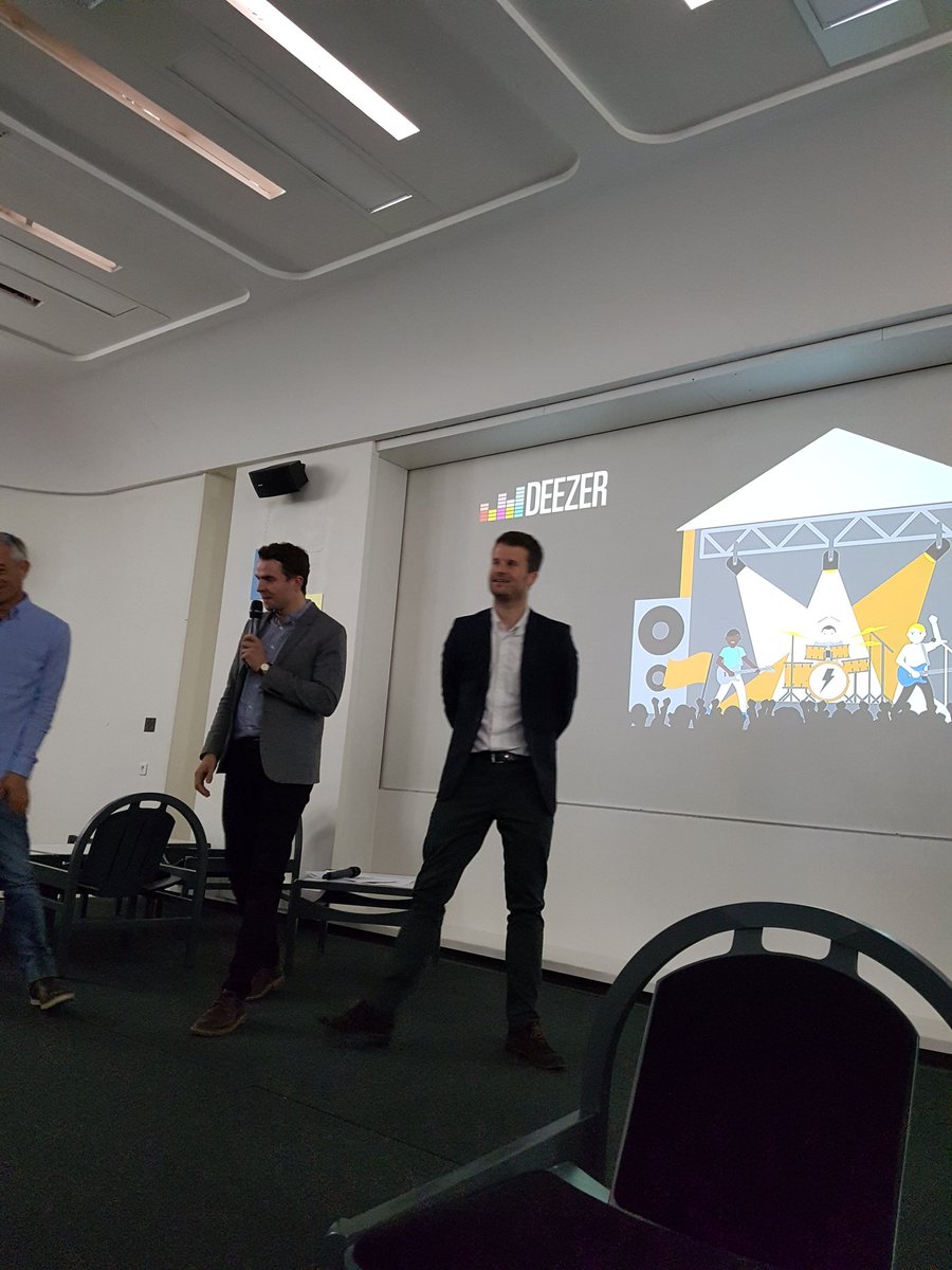 #KickOff #Saison2 qui sera aussi #Deezer ds toutes #boutiqueOrange 🎶🎷🎸🎹🎺#merciqui ? #merci <a href="/007Bob2/">007bob</a> pour excellents intervenants <a href="/DeezerFR/">Deezer France</a>