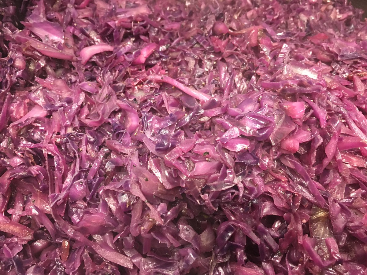 Fisd_windermere's tweet photo. Kitchen smells even better today than usual. @FlikISDining @WPS_Lakers #travelingflavors #tfexpress https://t.co/OCbYGLVpRH