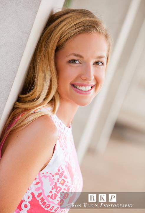 afolkins's tweet photo. @Shutterfly So proud of my 2017 #ShutterflyGrad who will be attending the Univ of Missouri next year.👩🎓 @folkins_Grace https://t.co/KFx3b17iBK