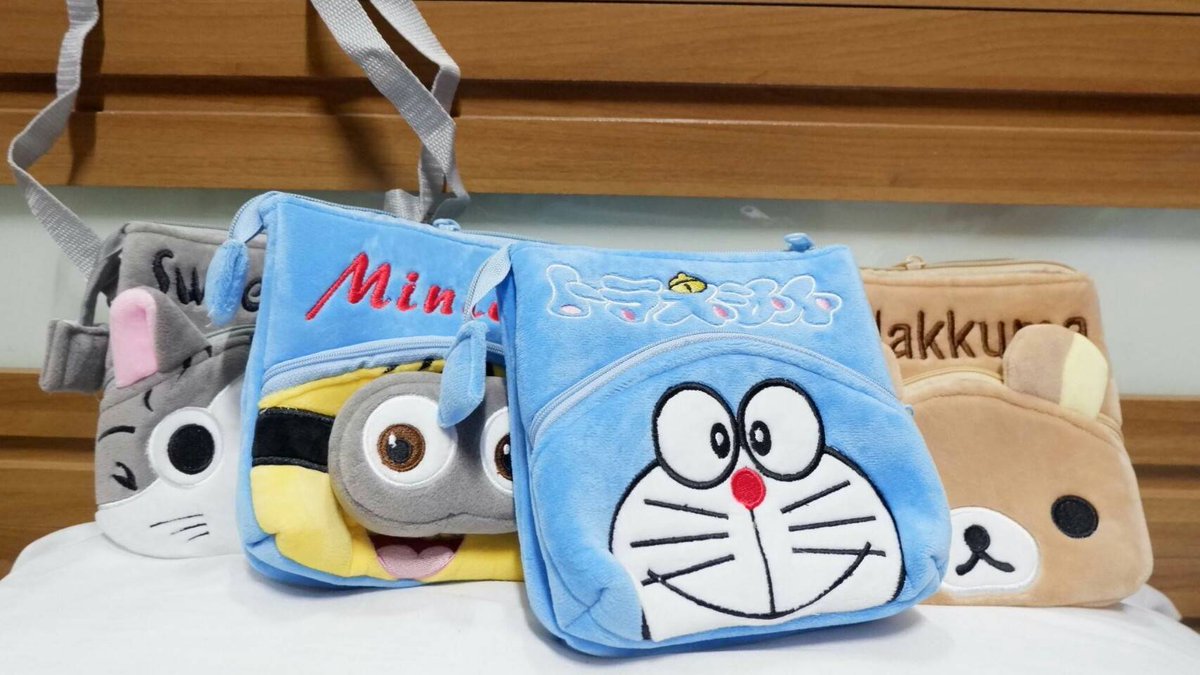 WorkEthereal's tweet photo. กระเป๋าสะพาย 3 ช่อง 
ขนาด 9 นิ้ว 
ปรับความยาวสายได้ 
ใบละ 160฿
#ethereal_shopp #กระเป๋าใส่ของ #กระเป๋าสะพาย #กระเป๋า https://t.co/Zq4fBR9oIW