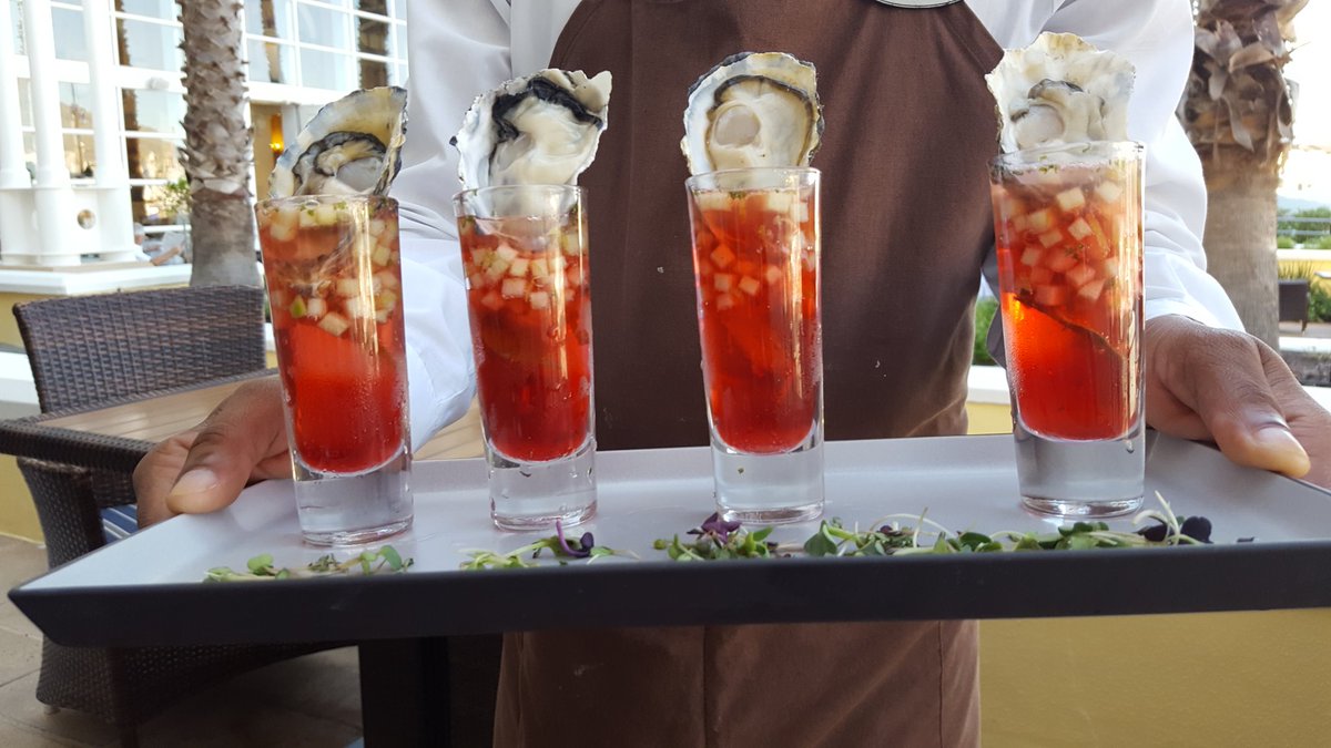 VandAWaterfront's tweet photo. Indulging in great food and wine at The Table Bay Hotel. #TasteofTBH https://t.co/cHuI6fYcGV