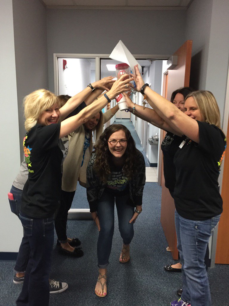 Karen Windle tweet media