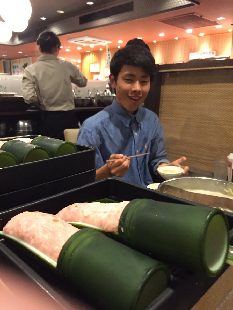 shinta0120's tweet photo. 食い過ぎ。 https://t.co/iHeq7pBHMf