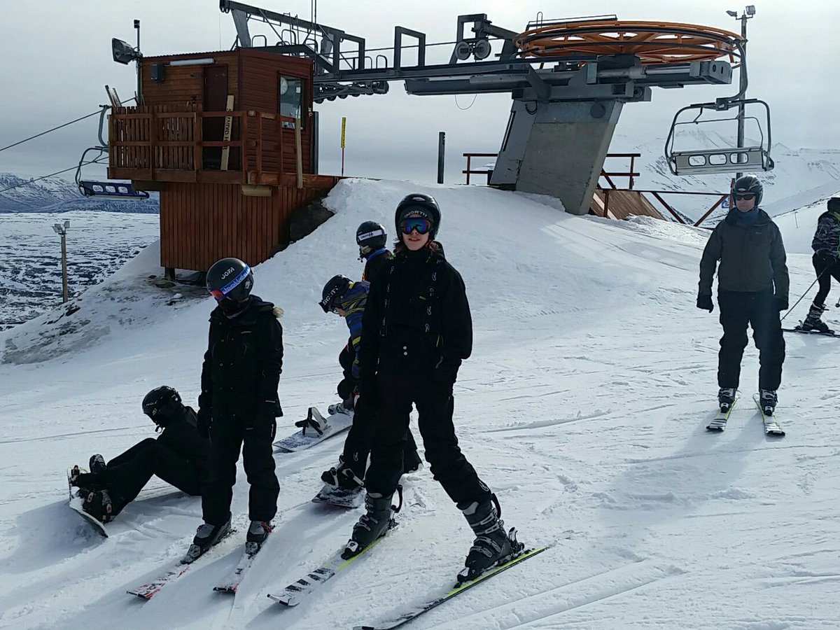 Frábær skíðahópur