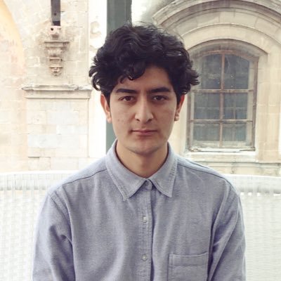 Felicidades a <a href="/alexramblasr/">Alex Ramblas⚡️</a> que cumple este día 20 años ... Nació un sábado de gloria ... Ahora cubre el #TianguisTuristico ...