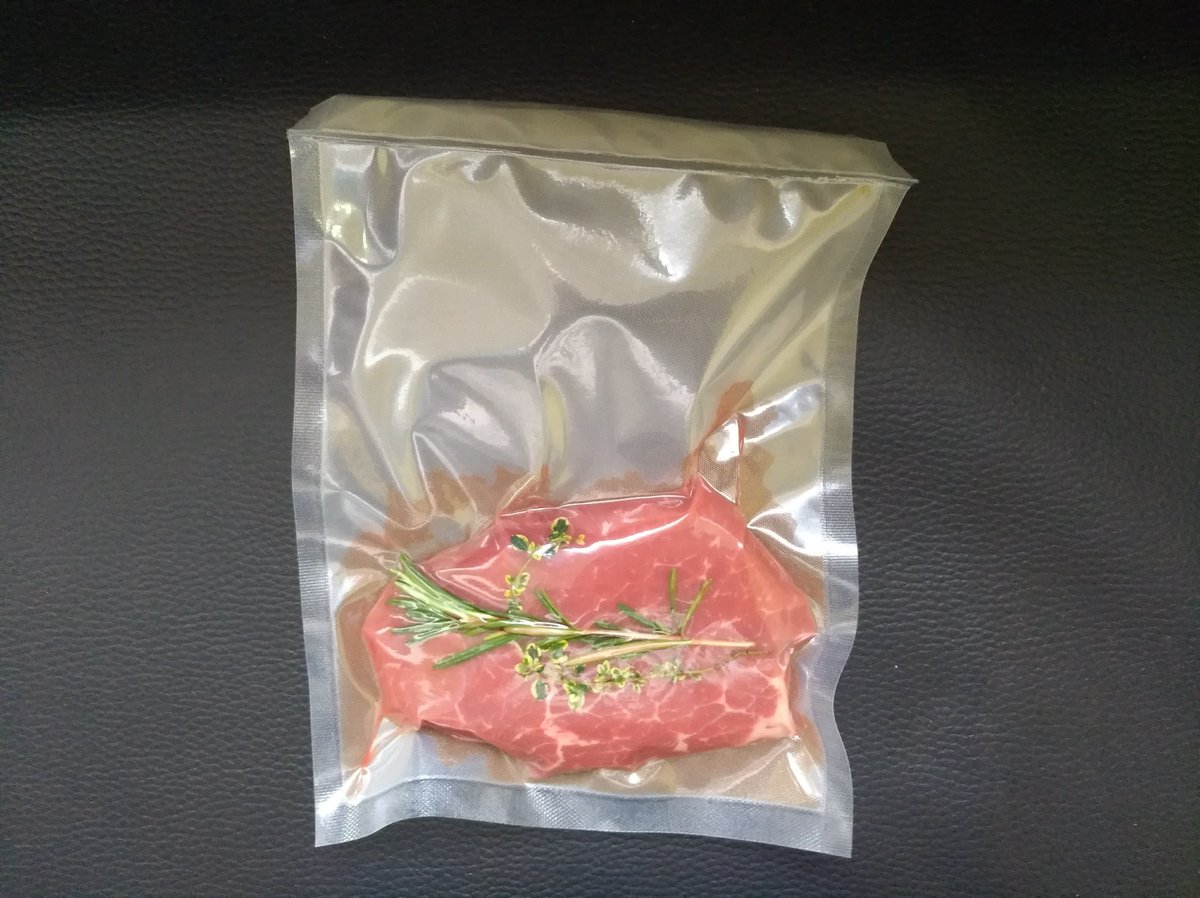 MiFra80's tweet image. Sous Vide gegartes Kalbstafelspitz mit dem Roner Clip #ronerclip #sousvide #Taurus #AfGBerlinGmbH #garen #Kalb #Kalbstafelspitz #wasserbad