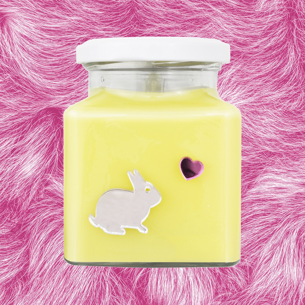 FlamingoCandles's tweet image. #GIVEAWAY RT &amp;amp; follow @FlamingoCandles for a chance to win a Bunny Kisses Easter Candle!🐰💕 Closes Friday!