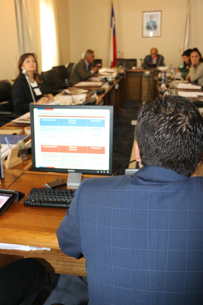 CoreOHiggins's tweet photo. Consejeros se reúnen con director de @FOSIS_OHI para abordar modificación de presupuesto y programas de acción. https://t.co/ZZlHOidad2