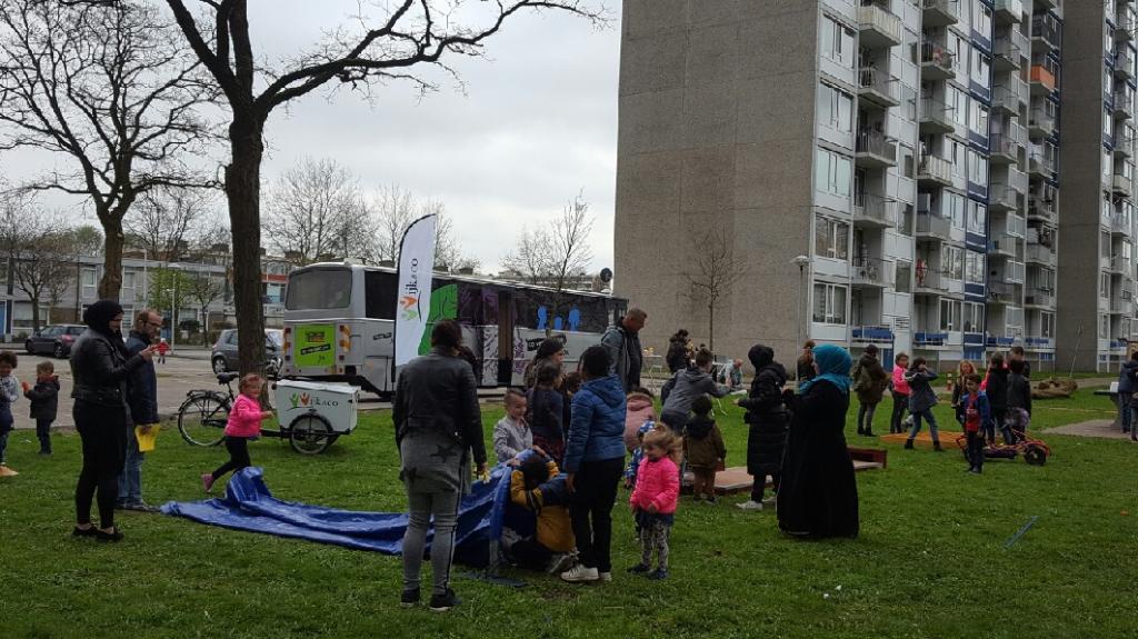 Pleinfeest op de #sssdreven samenwerking met <a href="/JoUOvervecht/">JoU Overvecht</a> en <a href="/Wijk/">martien van der wijk</a>&amp;co  wijkenco.nl/activiteiten/2…