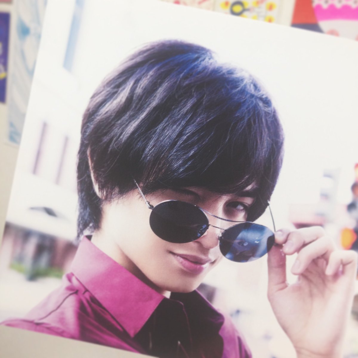 この超絶かっこいい中島健人くんのお写真が載ったフォトブックと超豪華