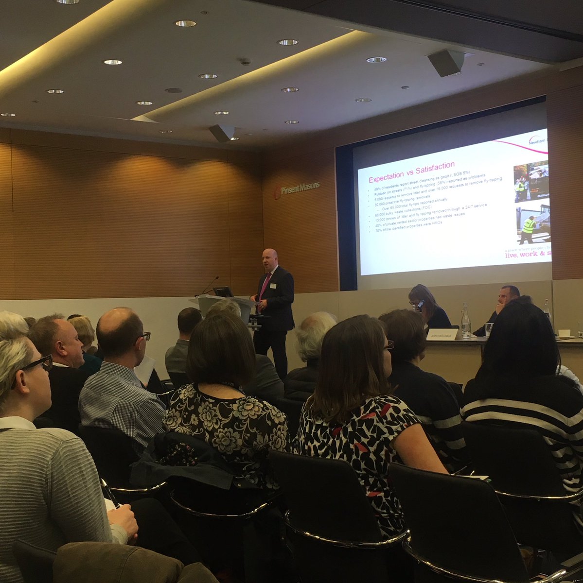 MunicipalOracle's tweet photo. Go @jghastings speaking at #londonconf Doing well buddy. https://t.co/roOY3RATa1